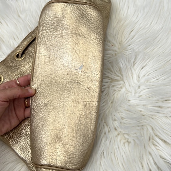 Michael Kors Leather Bucket Shoulder Bag Gold - Picture 10 of 16